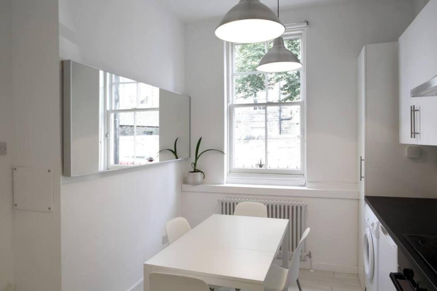 Beautiful Scandi-Inspired One Bed In Stockbridge Эдинбург Экстерьер фото